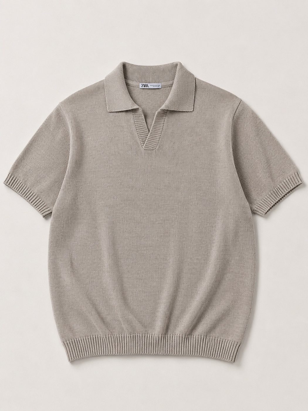Camisa de tricô caqui gola polo Zara 