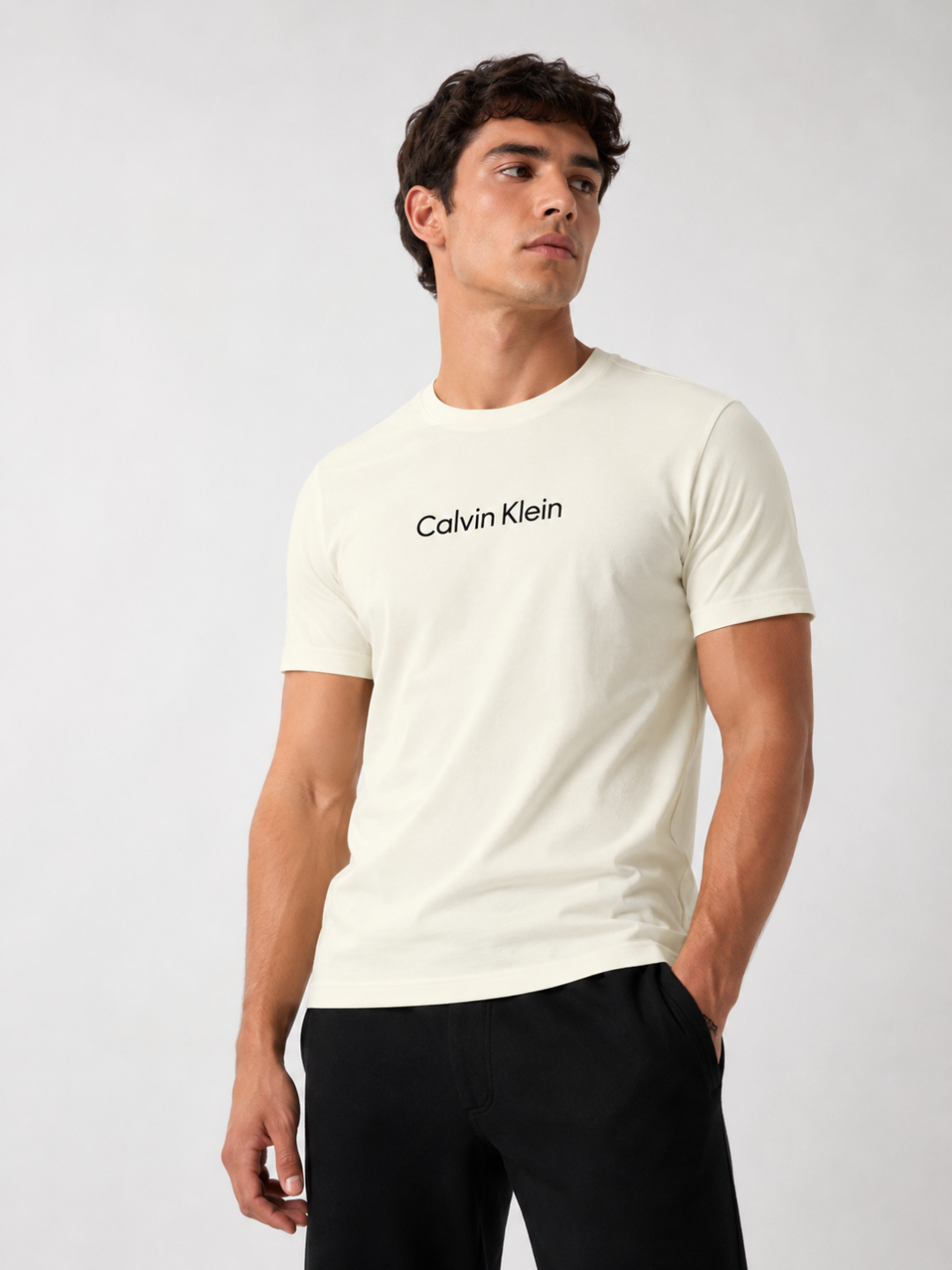 Camiseta Calvin Klein Essential Slim Fit – Off White — foto 2