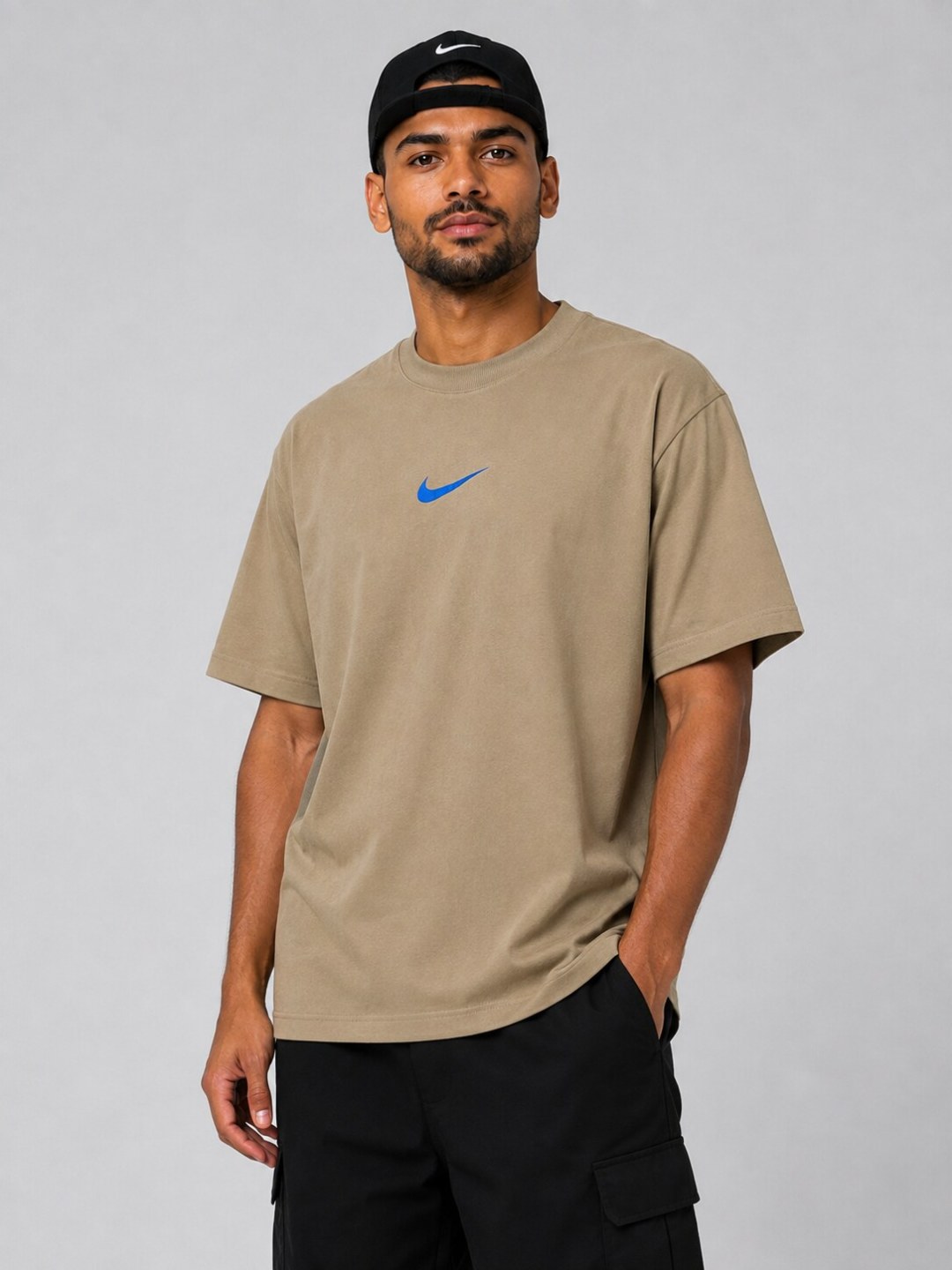 Camiseta Nike Vertical - Bege — foto 4