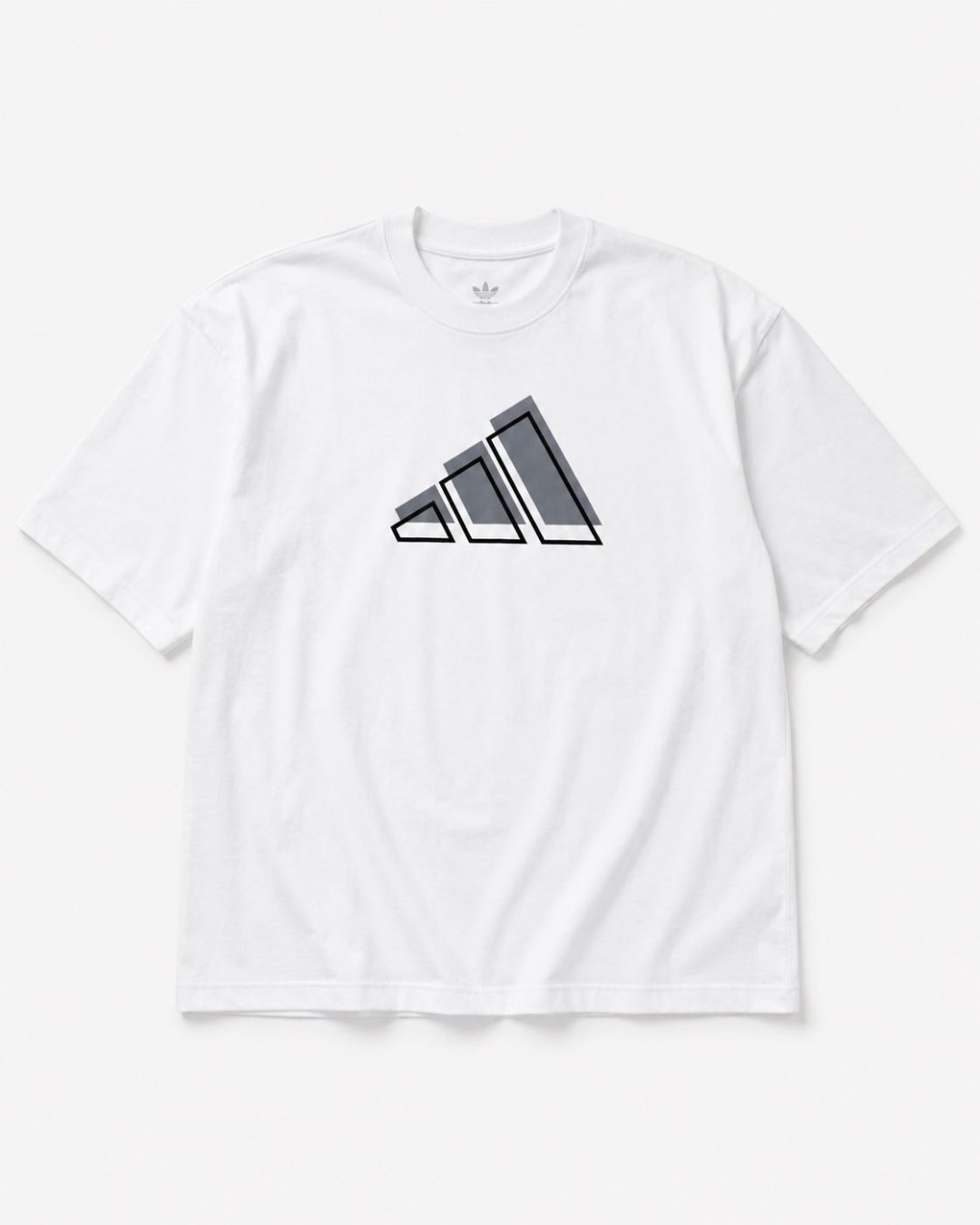 Camiseta oversized Adidas shadow line branca 