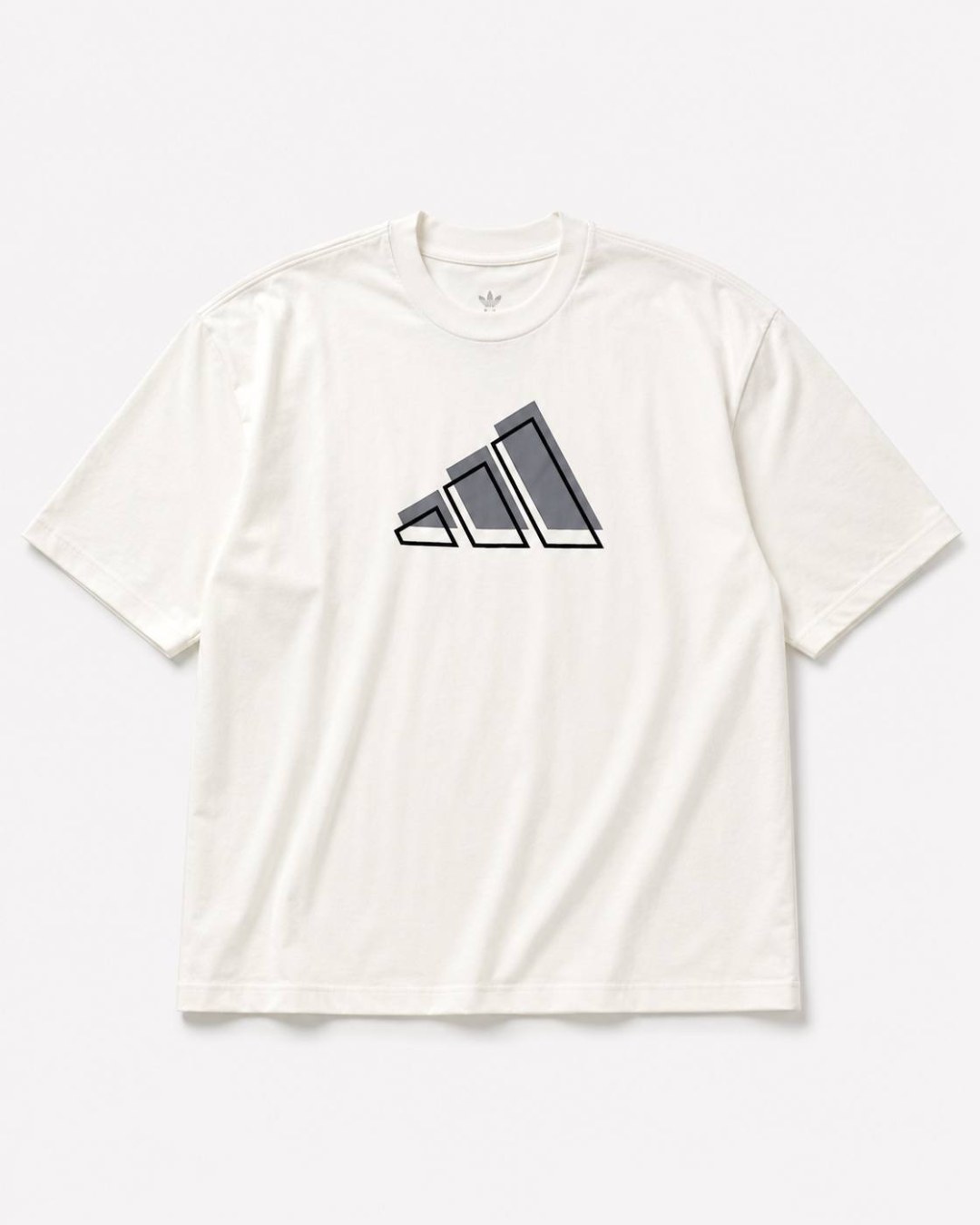 Camiseta oversized Adidas shadow lines off white 