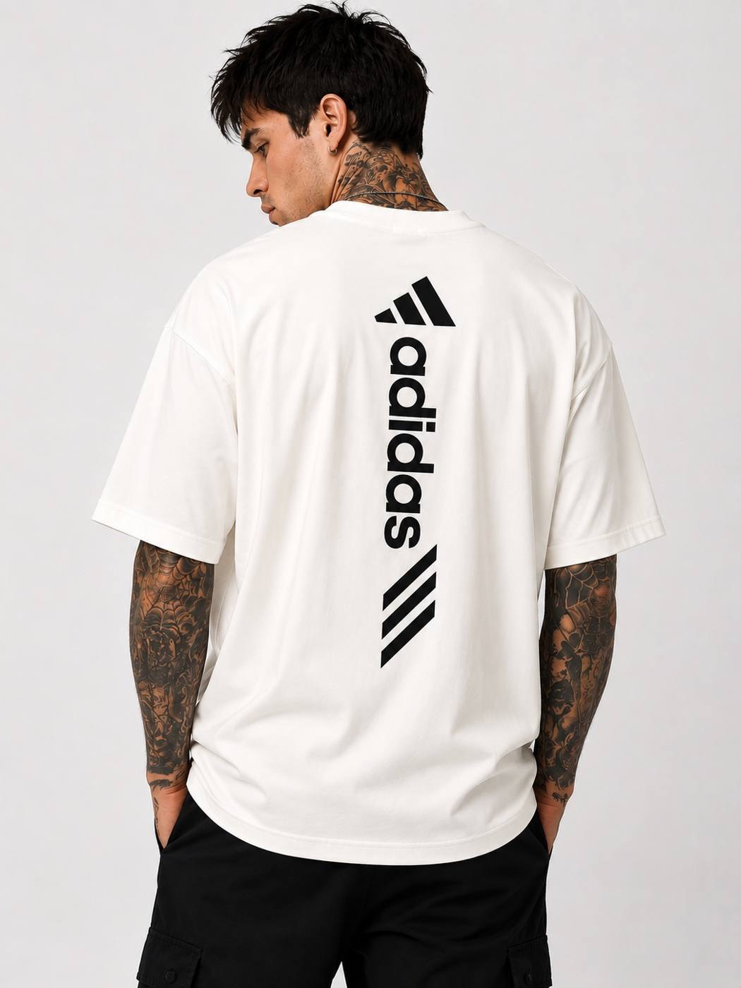 Camiseta oversized Adidas shadow lines off white  — foto 4
