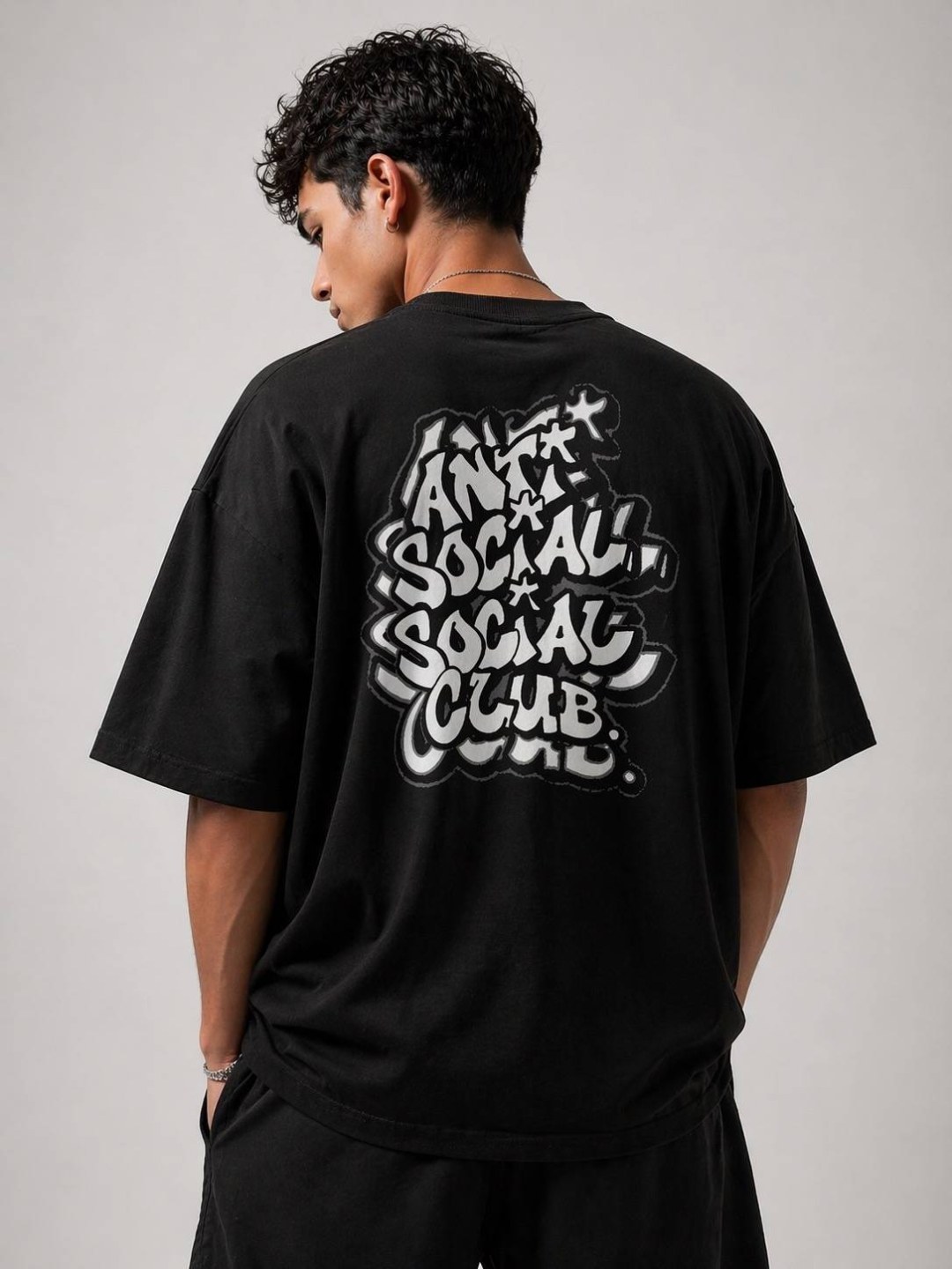 Camiseta oversized anti social clb preta  — foto 2