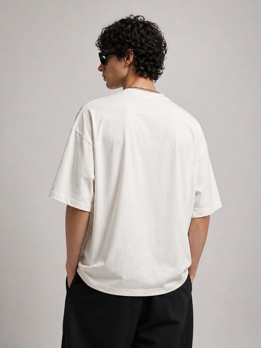 Camiseta oversized Lisa Off white  — foto 3