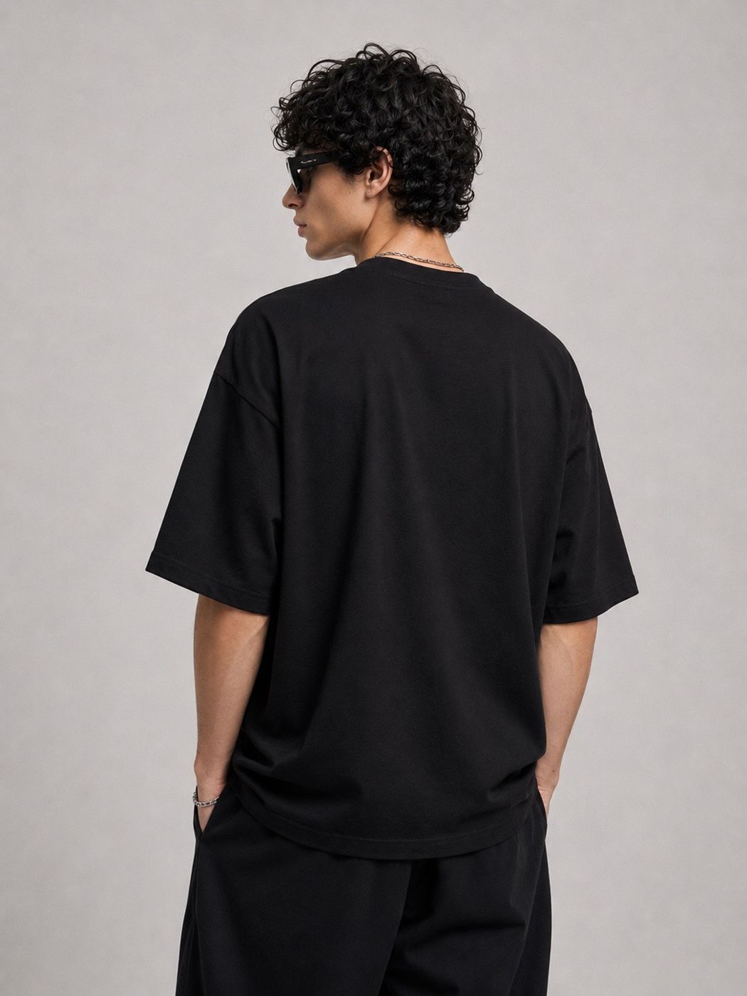 Camiseta oversized Lisa preta  — foto 3