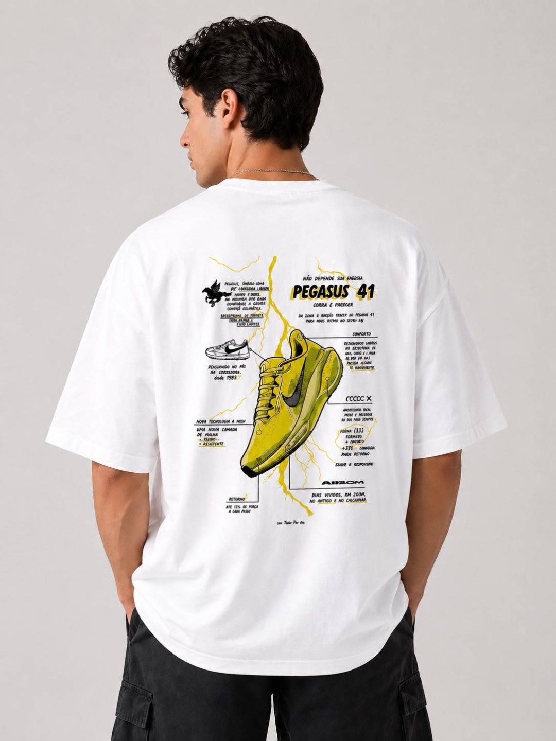 Camiseta oversized Nike Pegasus branca  — foto 2