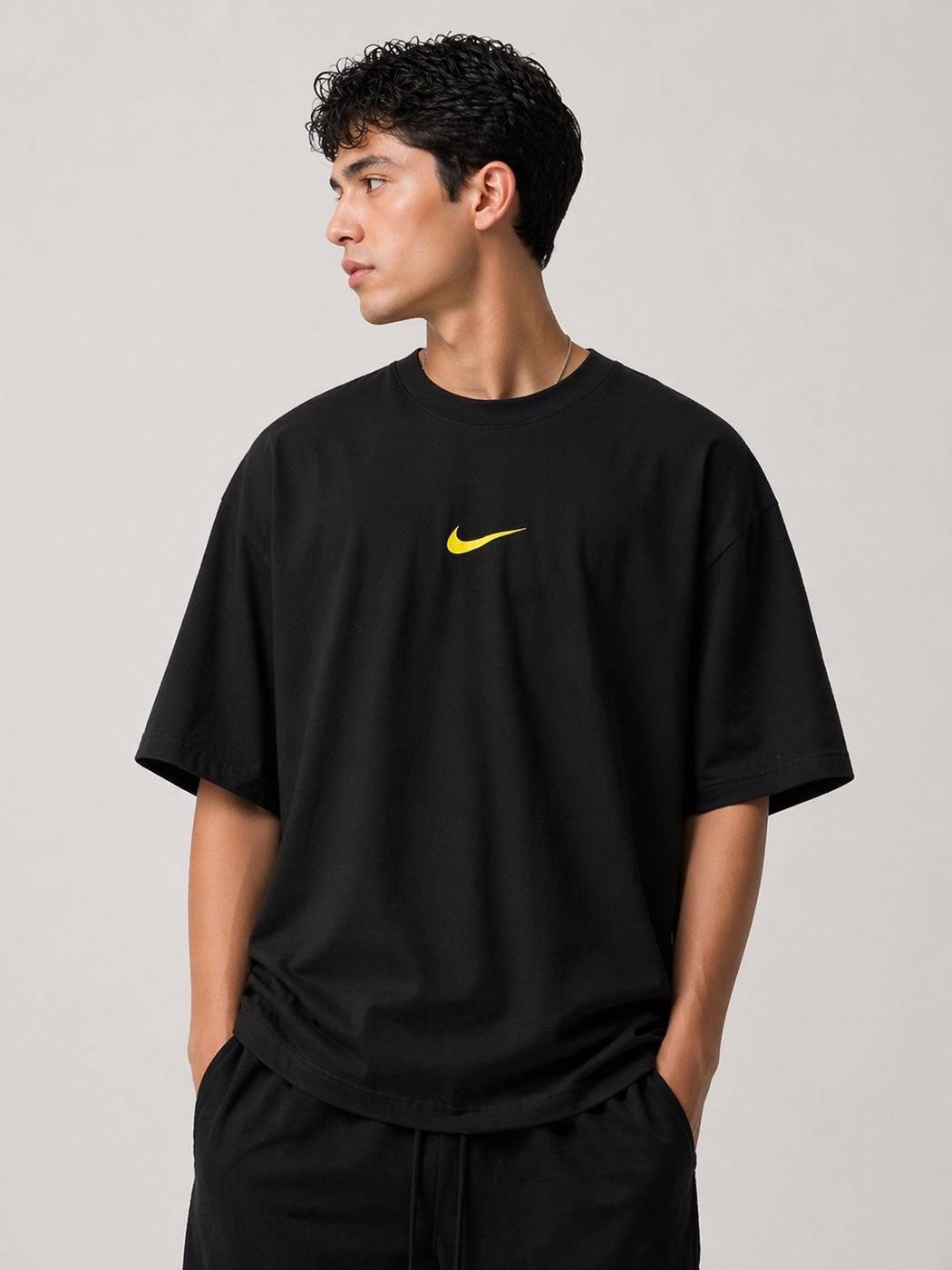 Camiseta oversized Nike Pegasus preta  — foto 4