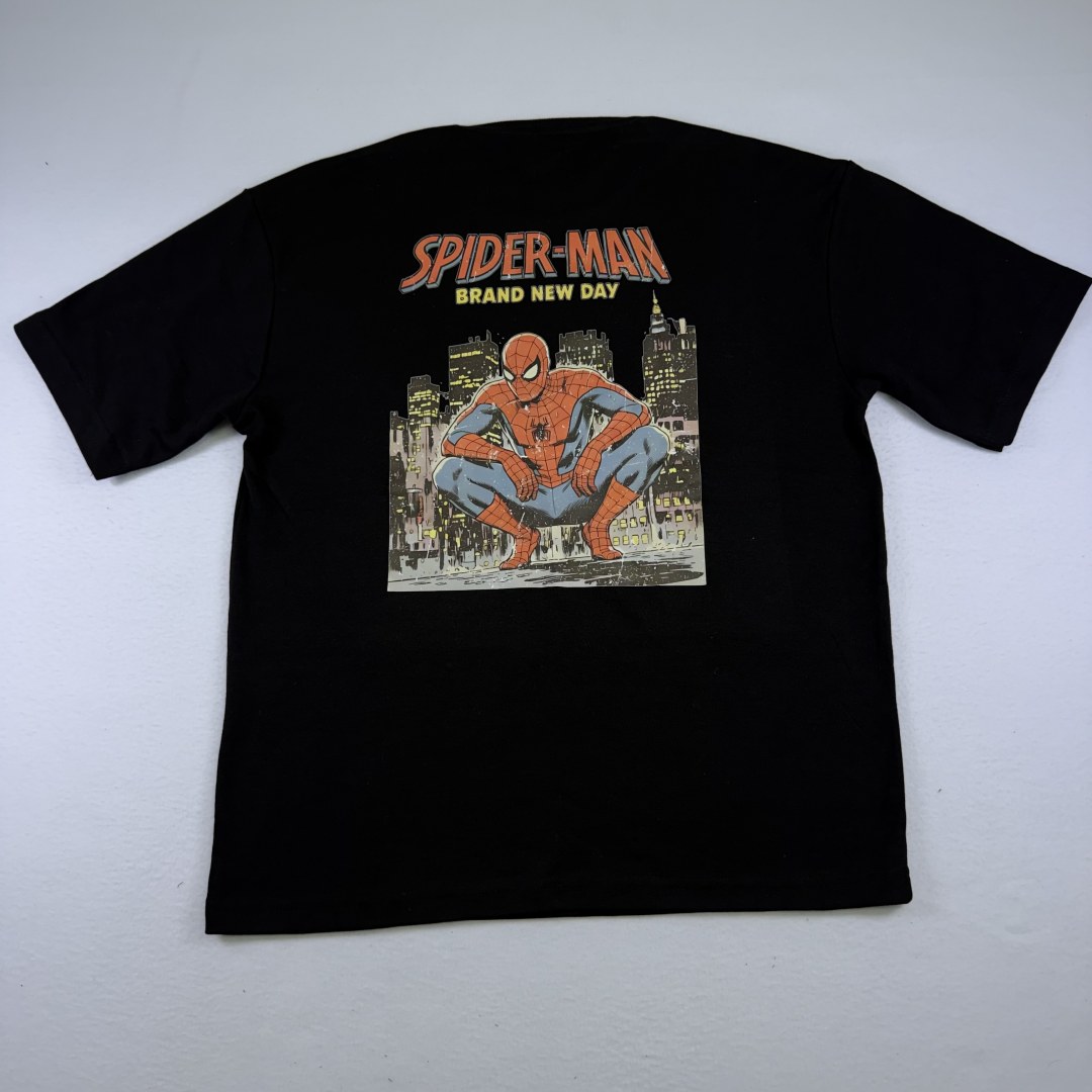 Camiseta Oversized Spider Brand New Day — Preta