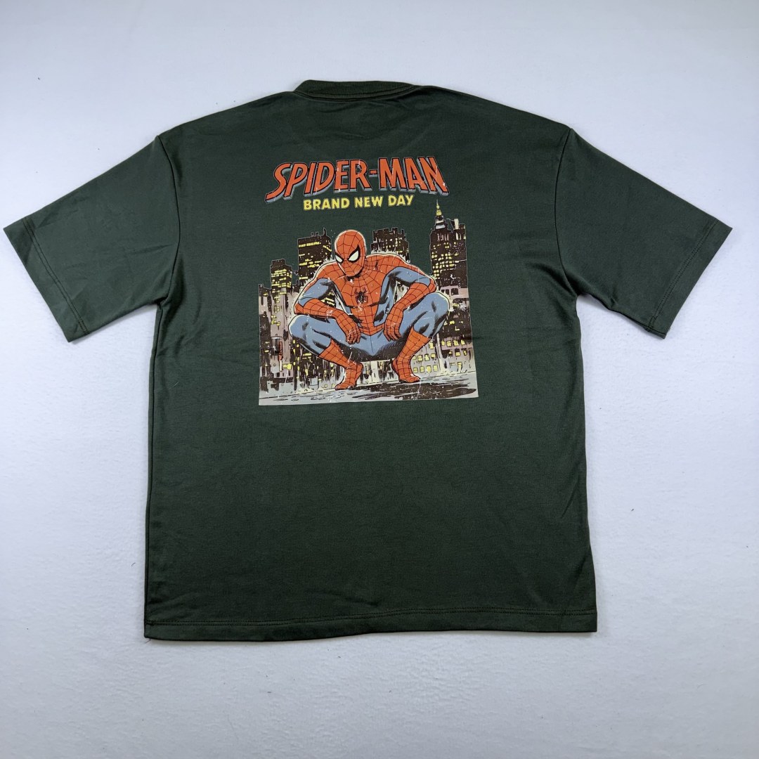 Camiseta Oversized Spider Brand New Day — Verde