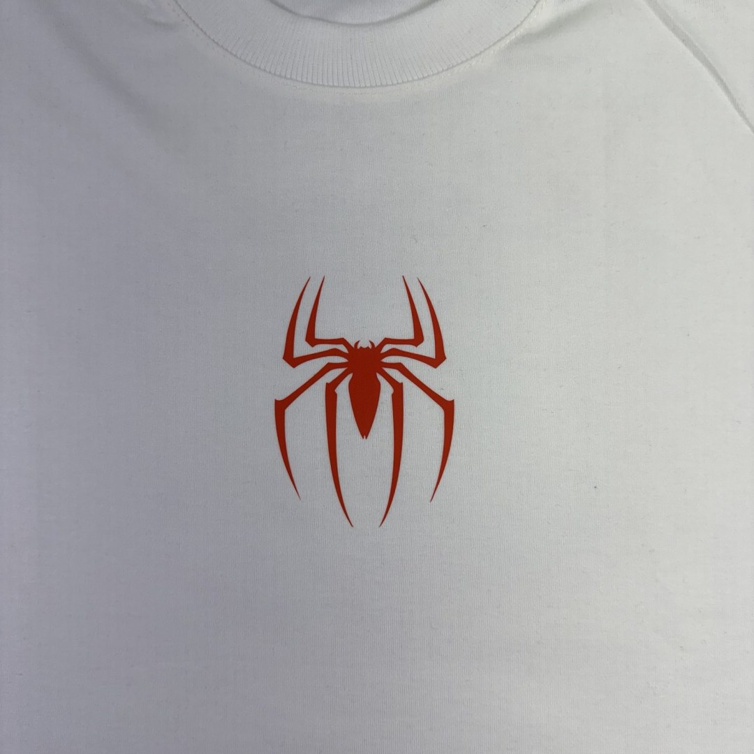 Camiseta Oversized Spider-Man Miles Morales Multiverse — Off White — foto 4