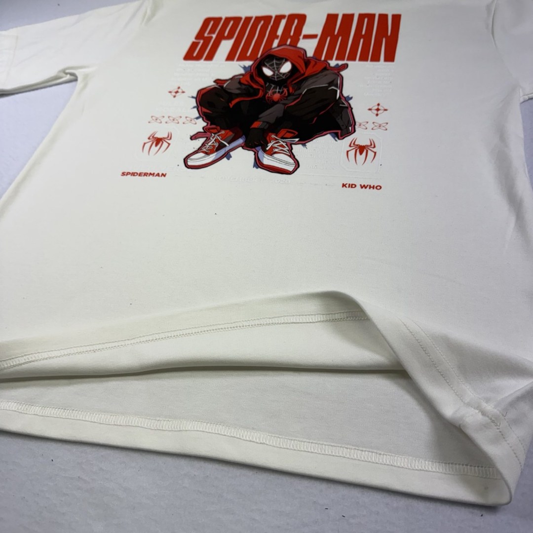 Camiseta Oversized Spider-Man Miles Morales Multiverse — Off White — foto 5