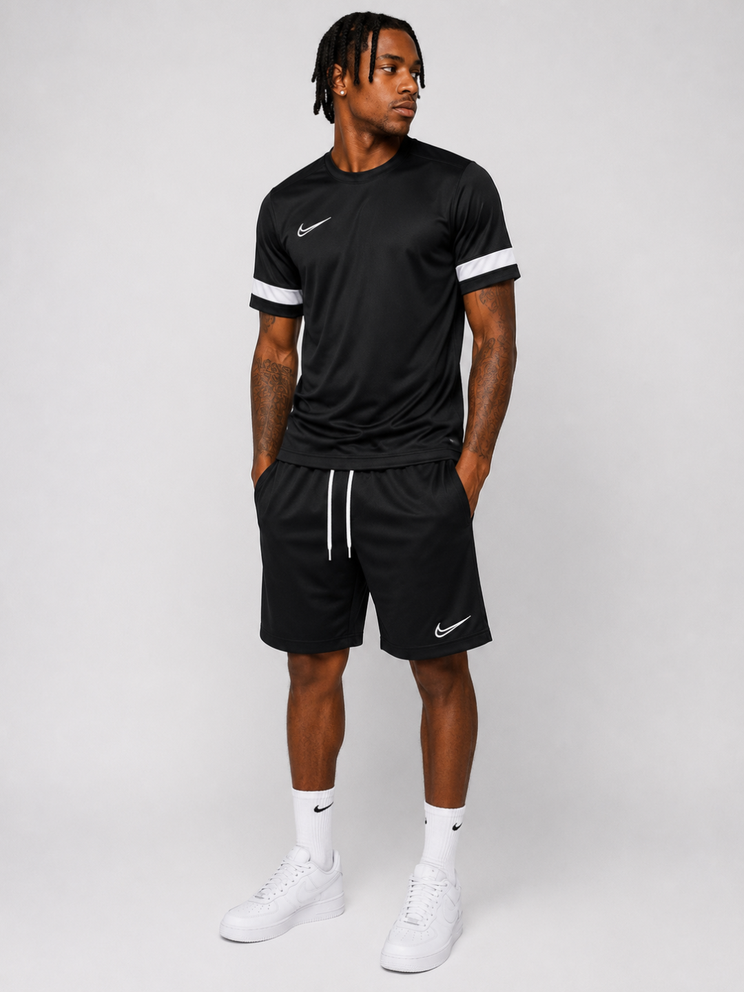 Conjunto Esportivo Academy Dri-FIT — Preto/Branco  — foto 2