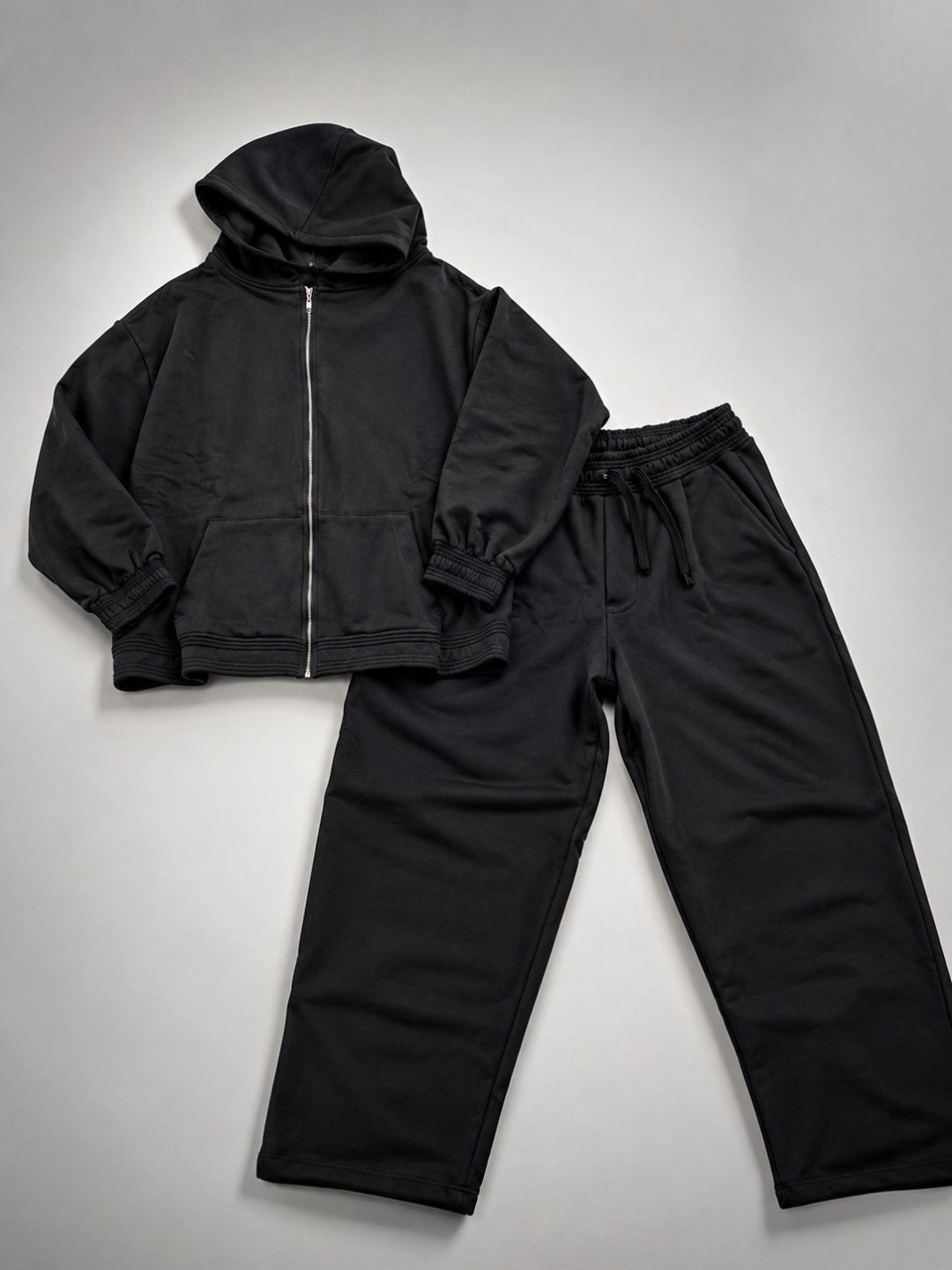 Conjunto moletom canguru preto — foto 3